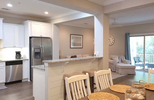 Epworth Acres House | Bright and Beachy Townhome, Sleeps 6