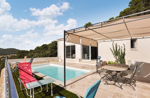 Signes House | Bright and beautiful cottage with pool in Sainte-Baume Natural Regional Park.