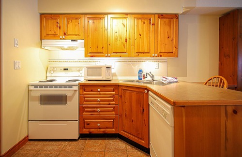 Sun Peaks Condo | Bright and Central Studio with Private Hot Tub