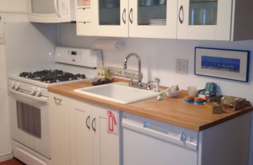 Avalon Condo | Bright and Cozy Beach Block - Avalon, New Jersey!