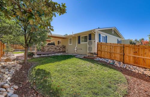 Castlewood House | Bright and Cozy Ranch Style House Centennial