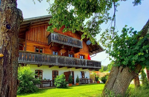 Riedlhutte Apartment | Bright and cozy vacation apartment (60 sqm) for up to 4 people with balcony to relax