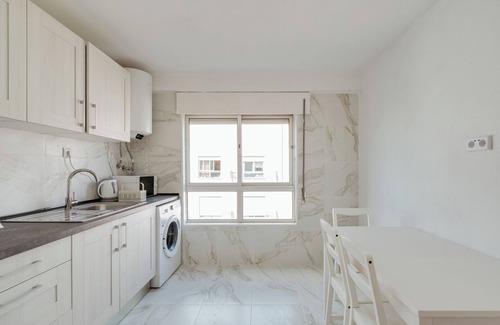 Paco De Arcos Apartment | Bright and Family Flat in Paço de Arcos by HostWise