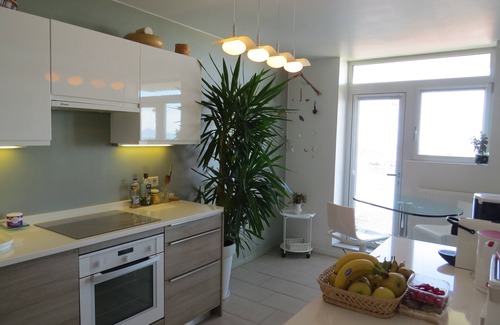 Biarritz Apartment | Bright and modern 4-Star 4-bedroom condo in peaceful oceanside neighborhood