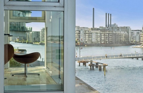Amager Apartment | Bright and modern apartment in central Copenhagen with a fantastic harbor view