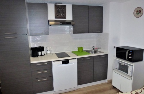 Isola Apartment | Bright and quiet duplex, 6 ppl, WiFi, balconies, near slopes