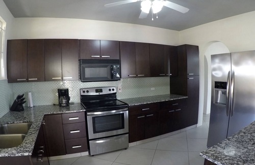 Welches Apartment | Bright and Spacious! Just Steps To The Beach!