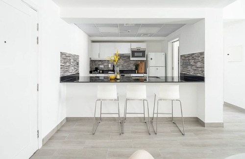 The Greens Apartment | Bright and Stylish 1BR in The Greens!