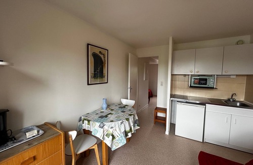 La Roche-Posay Apartment | Bright apartment with Wi-Fi 150m from Spa