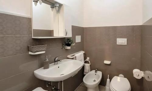 Magliano Apartment | Bright apartment near Magliano - 50 m² with amenities