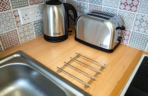 Glenisla Apartment | ☆Bright Apartment, Near University + City Centre☆