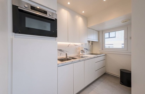 Westende Apartment | Bright apartment with frontal sea view