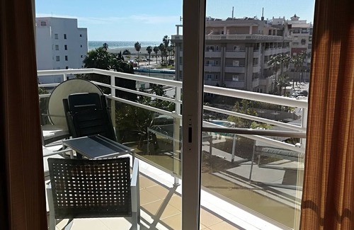 Playa Granada Apartment | Bright apartment with views of the Mediterranean