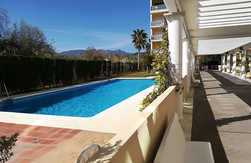 Playa Granada Apartment | Bright apartment with views of the Mediterranean