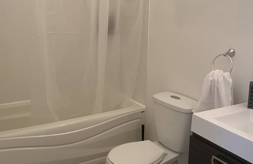 Gimli Cabin | Bright beautiful cabin in Gimli