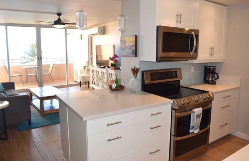 Maalaea Condo | Bright, Beautiful, Remodeled Island Sands 505 Condo
