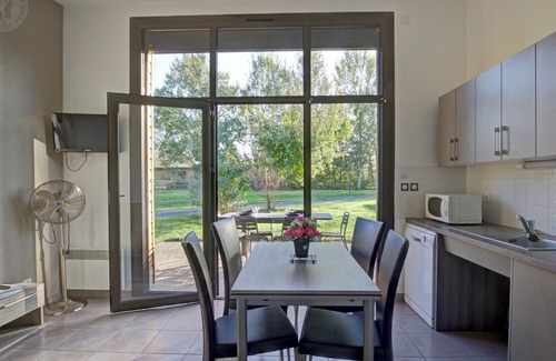 Veauchette Cottage | Bright chalet 4-6 ppl with terrace and pets welcome