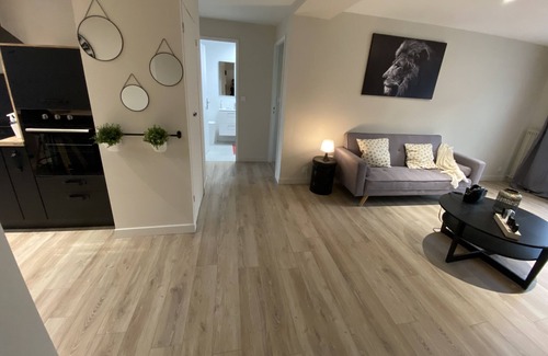 La Valette-du-Var Apartment | Bright, comfortable apartment near the beach
