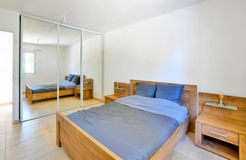 Grans House | Bright, comfortable cottage in a quiet location.