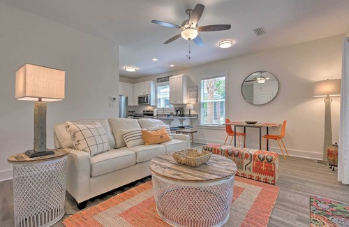 Santa Rosa Beach Condo | Bright Condo w/Pool, 3 Blocks to Santa Rosa Beach