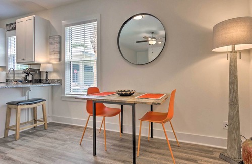 Santa Rosa Beach Condo | Bright Condo w/Pool, 3 Blocks to Santa Rosa Beach