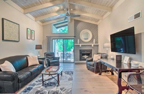 Oak Creek Apartment | Bright Condo with Resort-Style Amenities in Sedona!