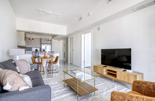 Coral Way Apartment | Bright Coral Gables 1BR w/W/D & Pool, nr Miracle Mile, by Blueground