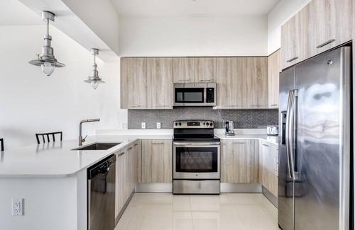 Coral Way Apartment | Bright Coral Gables 1BR w/W/D & Pool, nr Miracle Mile, by Blueground