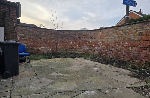 Offerton House | Bright & Elegant 2-Bedroom Stay in Stockport