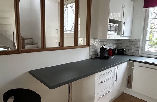 Rueil-Malmaison House | Bright family home in quiet location, Paris transport access. garden terrace.