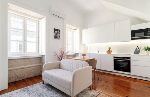 Foz do Douro Apartment | Bright Flat in Historic Foz House by HostWise