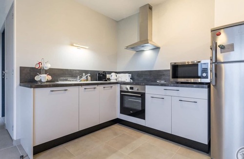 Portbail Coast Cottage | Bright house in Saint-Jean-de-la-Rivière, terrace, pets allowed