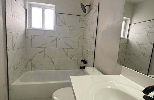 Fort Lauderdale House | Bright Hideaway in Oakland Park Near the Beach