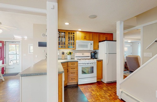 Wareham House | Bright home steps from private beach with kayaks, dock & Onset Bay view