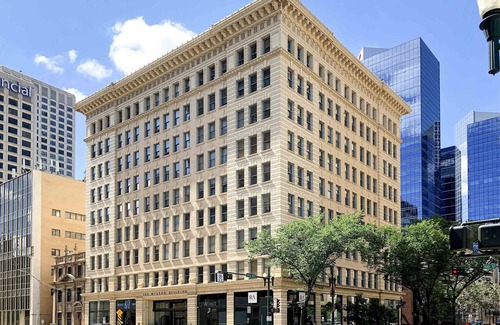 Downtown Edmonton Apartment | Bright Loft Downtown Edmonton