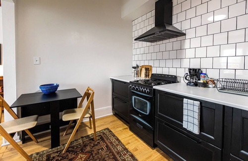 Midtown Apartment | Bright Midtown Corner Apartment with Parking