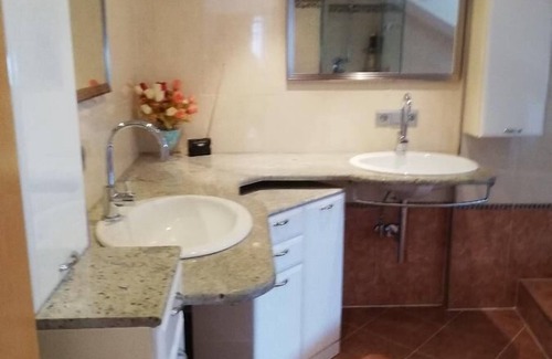 Lichteneck Apartment | Bright, quiet, comfortable vacation apartment for two people (90 m2) with fitted kitchen and WiFi