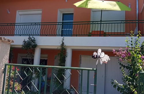 Santy - La Plaine Apartment | Bright, quiet studio