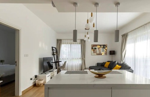 The Greens Apartment | Bright & Relaxing 1BR Apartment
