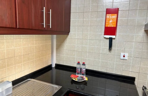 Discovery Gardens Condo | Bright renovated 1 Bedroom Next to Metro Mallnn