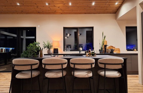 Sveitarfelagid Olfus Villa | Bright & spacious family villa on the south coast