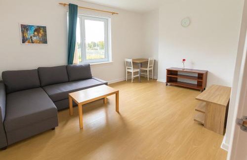 West Pilton Apartment | Bright & Spacious 2 Bedroom Flat