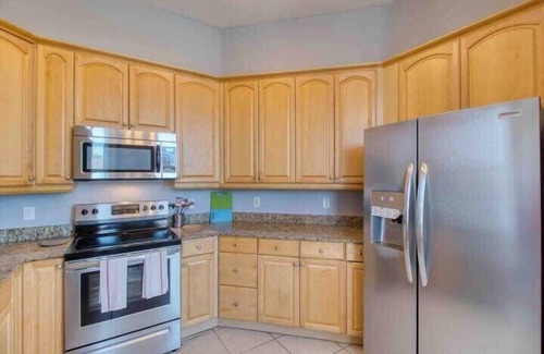 Springfield Apartment | Bright & spacious Property - Pet friendly!