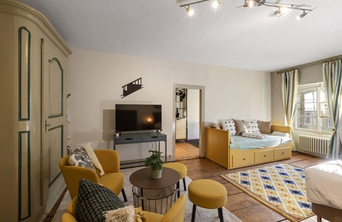 Fribourg Apartment | Bright studio in Freiburg's old town