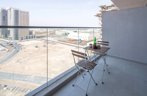 Jebel Ali Apartment | Bright Studio - Minutes from Dubai Metro!
