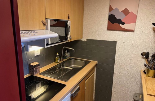 Le Lavachet Apartment | Bright Studio Near Slopes · Balcony · WiFi · Pet-Friendly