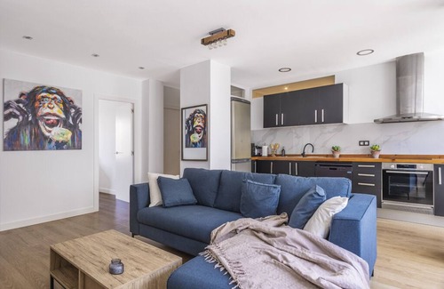 Eixample Apartment | Bright & Stylish Apartment in the Heart of Ruzafa