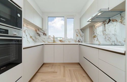 Cannon Hill Apartment | Bright & Stylish Flat Near Wimbledon – Your London Escape Awaits!