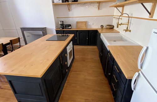 Embrun Apartment | Bright through-apartment in the heart of the historic center!