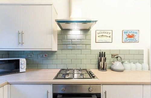 Darlington House | Brighton House | Horizon Stays